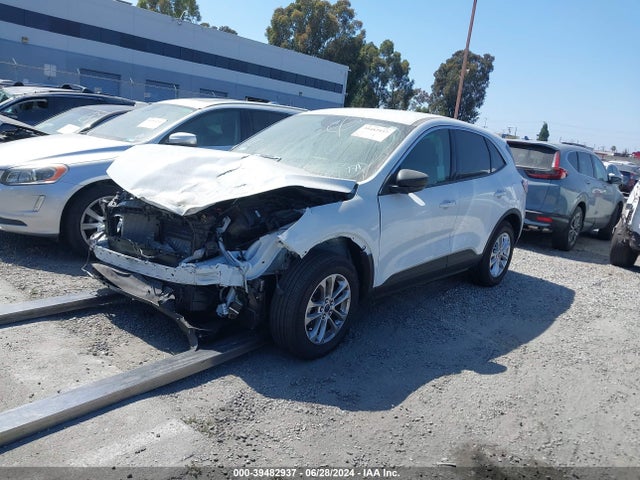 Ford ESCAPE SE 2022 1FMCU0G63NUC03956 Image 2