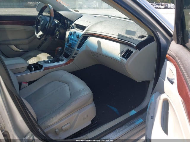 Продажа на аукционе авто 2011 Cadillac Cts Luxury, vin: 1G6DE5EYXB0109926, номер лота: 39482990