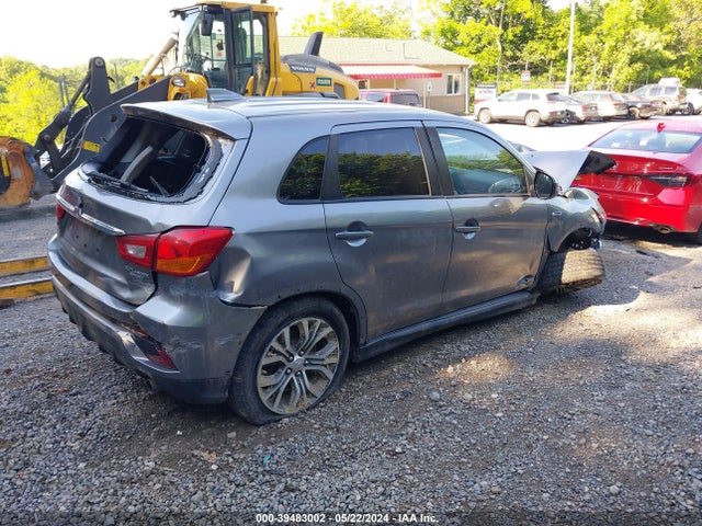 JA4AP3AU9JU018861 Mitsubishi Outlander Sport 2.0 Es/2.0 Le