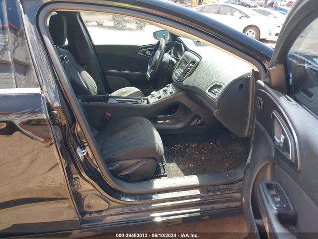 1C3CCCAB6FN612158 Chrysler 200 Limited