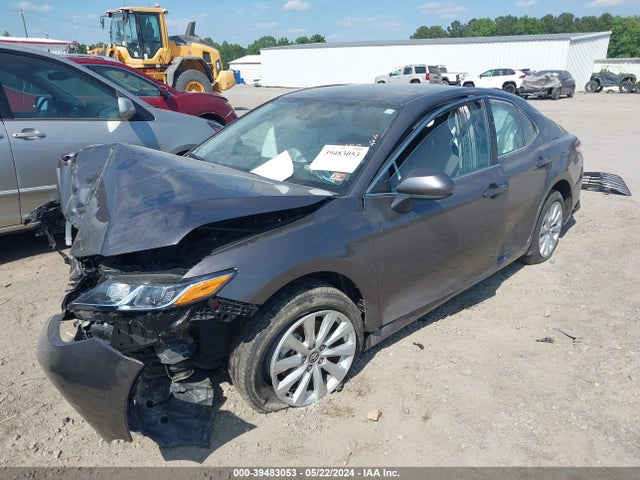 Toyota CAMRY LE 2020 4T1C11AK2LU938994 Image 2