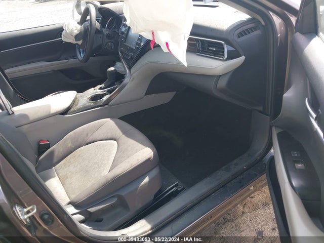 Toyota CAMRY LE 2020 4T1C11AK2LU938994 Image 5