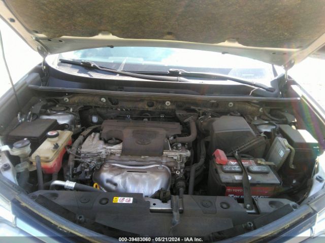 JTMRFREV7JD248593 Toyota Rav4 Xle