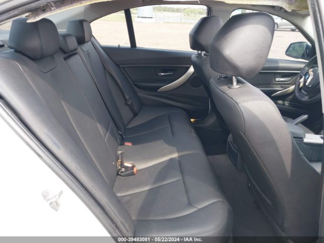 WBA8A9C5XHK619598 BMW 320i