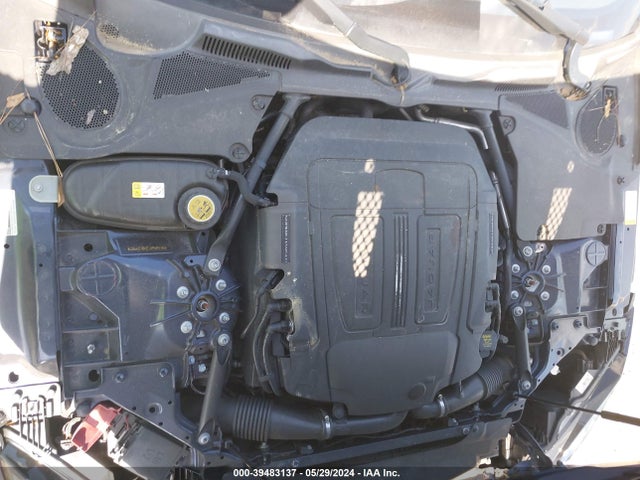 2017 JAGUAR F-TYPE SAJWA6AT2H8K39907 Photo 9