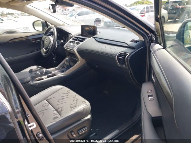 JTJDARBZ2M2181916 Lexus NX 300