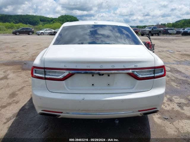 1LN6L9NC1H5607673 Lincoln Continental Reserve
