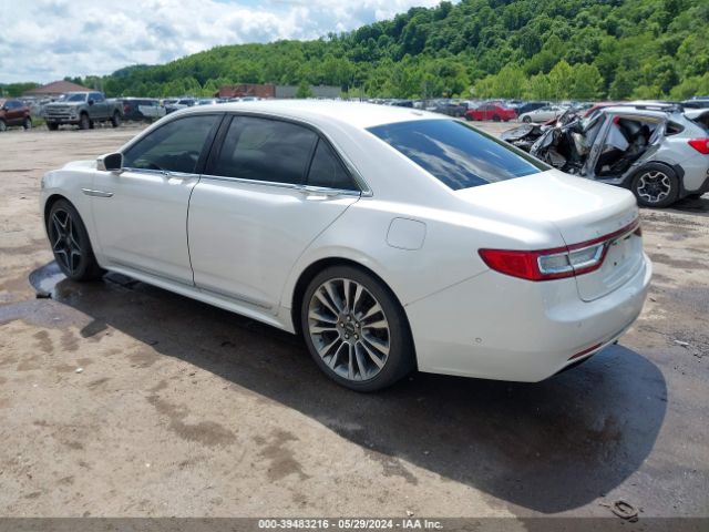1LN6L9NC1H5607673 Lincoln Continental Reserve