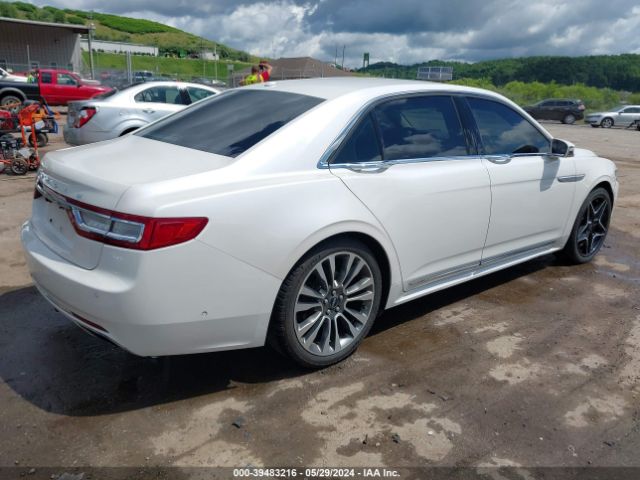 1LN6L9NC1H5607673 Lincoln Continental Reserve