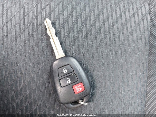 Toyota Highlander Le 2019 5TDZZRFHXKS360617 Image 11