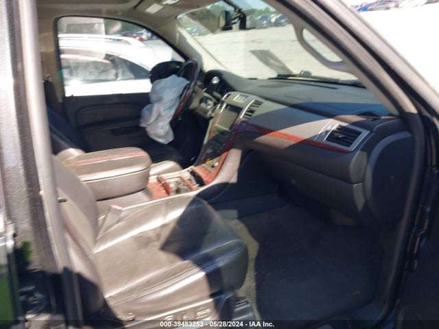 2010 CADILLAC ESCALADE 1GYUKBEF6AR153588 Photo 4