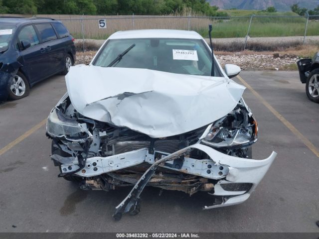 1G1BC5SMXH7281653 Chevrolet Cruze Ls Auto
