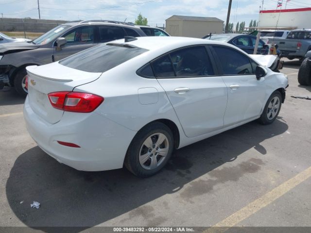 1G1BC5SMXH7281653 Chevrolet Cruze Ls Auto