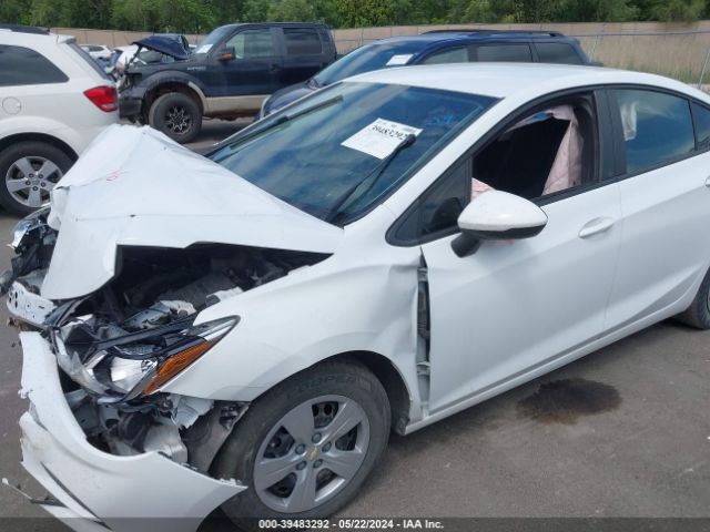 1G1BC5SMXH7281653 Chevrolet Cruze Ls Auto