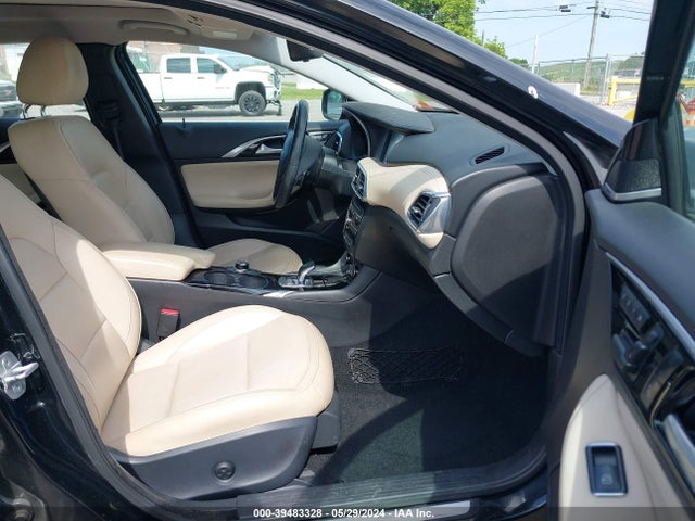 Infiniti Qx30 Premium 2017 SJKCH5CP3HA016319 Image 5