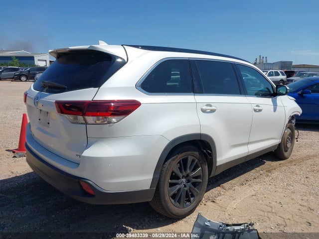Toyota Highlander Se 2019 5TDKZRFH2KS358460 Image 4