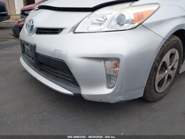 Toyota Prius Three 2015 JTDKN3DU6F0473175 Image 20