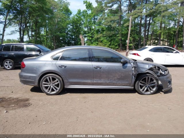 1VWAA7A38JC023462 Volkswagen Passat 2.0t R-line/2.0t S