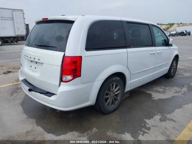 2C4RDGBGXFR687498 Dodge Grand Caravan Se Plus