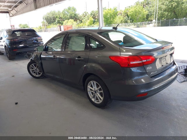 Ford FOCUS SE 2016 1FADP3F26GL249442 Image 3