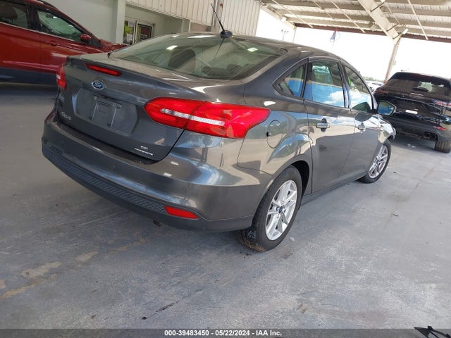 Ford FOCUS SE 2016 1FADP3F26GL249442 Image 4
