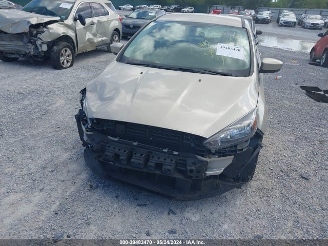 Ford FOCUS SE 2018 1FADP3FE6JL228155 Image 12