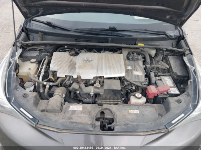 JTDKARFU0H3539135 Toyota Prius Four Touring