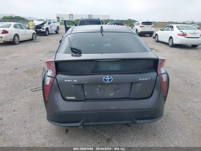 JTDKARFU0H3539135 Toyota Prius Four Touring