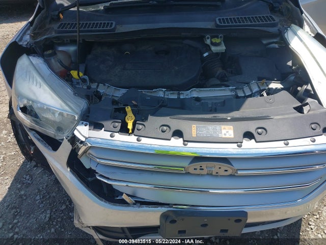Ford ESCAPE SE 2017 1FMCU9G9XHUB46481 Image 10
