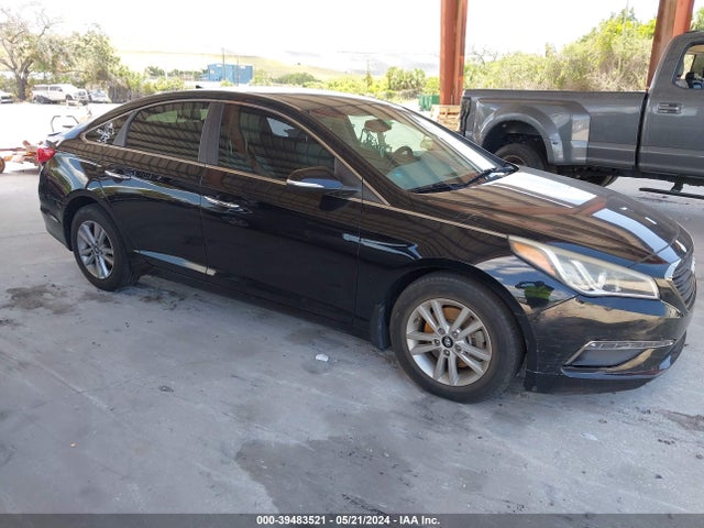 2015 5NPE24AA9FH116453 main image