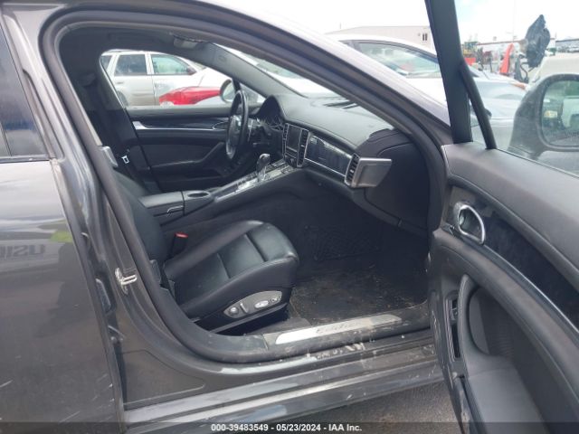 WP0AA2A71GL002499 Porsche PANAMERA 4