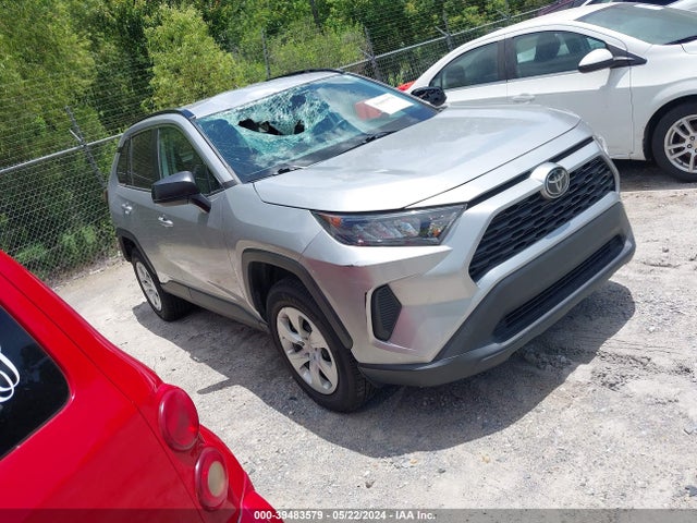 Toyota RAV4 LE 2019 2T3H1RFV3KW040143 Image 1