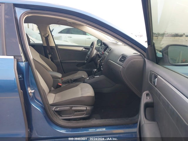 Volkswagen Jetta 1.4t S 2017 3VW2B7AJ3HM395512 Image 5