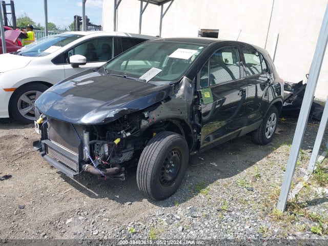 Chevrolet TRAX LS 2017 3GNCJKSB7HL148463 Image 2