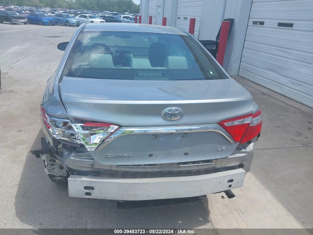 Toyota CAMRY LE 2015 4T4BF1FK8FR480488 Image 17