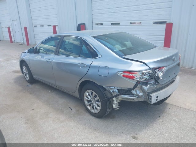 Toyota CAMRY LE 2015 4T4BF1FK8FR480488 Image 3