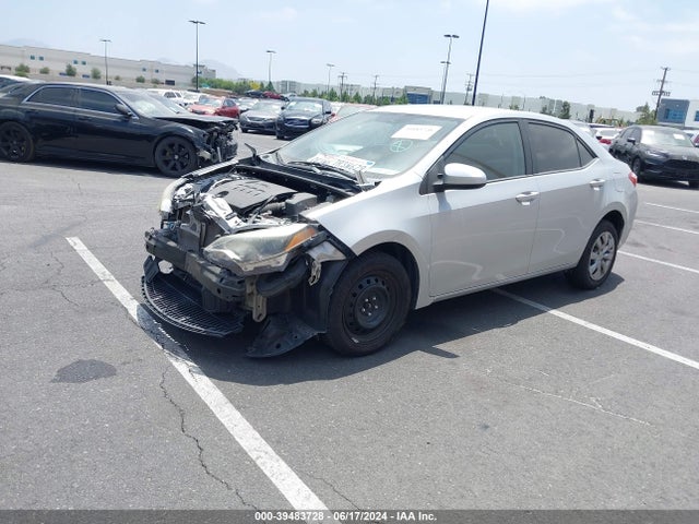 Toyota COROLLA LE 2016 5YFBURHE3GP475529 Image 2