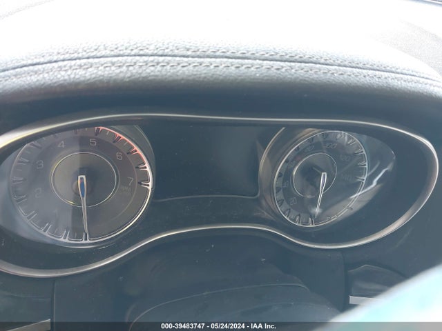2C3CCAKG5FH736378 Chrysler 300c Awd