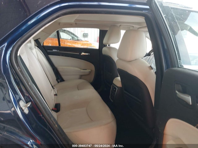 2C3CCAKG5FH736378 Chrysler 300c Awd