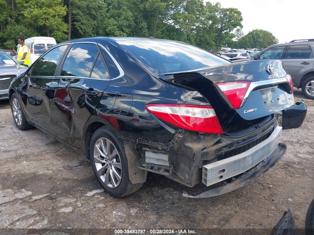Toyota CAMRY XLE 2016 4T4BF1FK8GR553456 Image 3