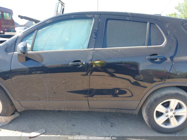 3GNCJKSB7LL124088 Chevrolet Trax Fwd Ls