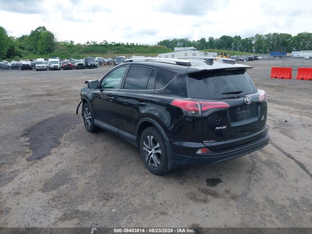 2T3BFREVXGW443133 Toyota RAV4 LE