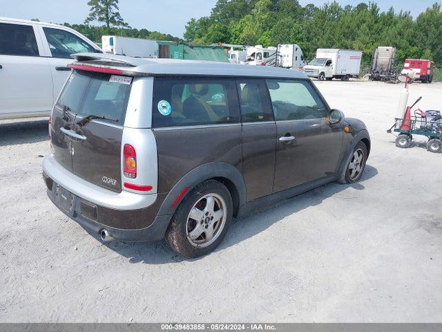 2009 MINI COOPER CLUBMAN WMWML33579TX34242 Photo 3