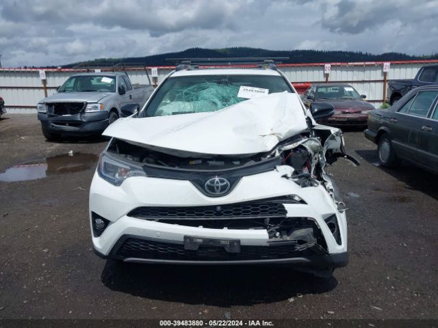 JTMJFREV5HD217804 Toyota RAV4 SE