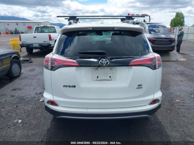 JTMJFREV5HD217804 Toyota RAV4 SE