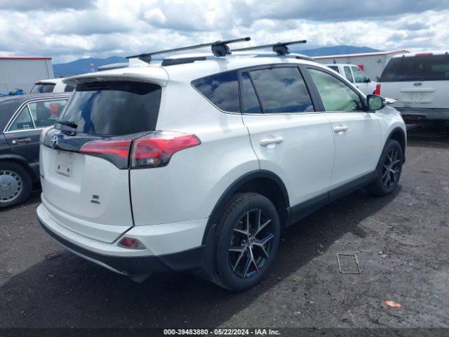 JTMJFREV5HD217804 Toyota RAV4 SE