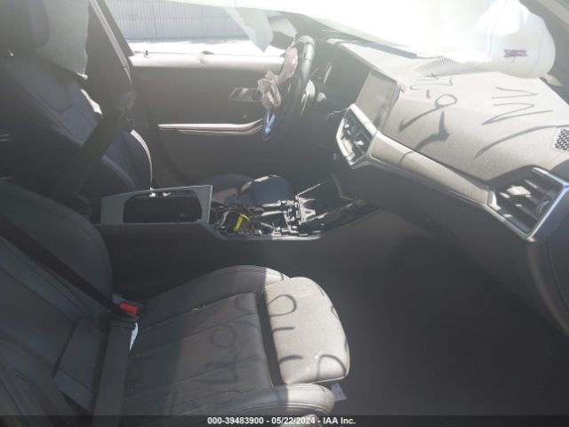 3MW5R1J08M8C11701 BMW 330I