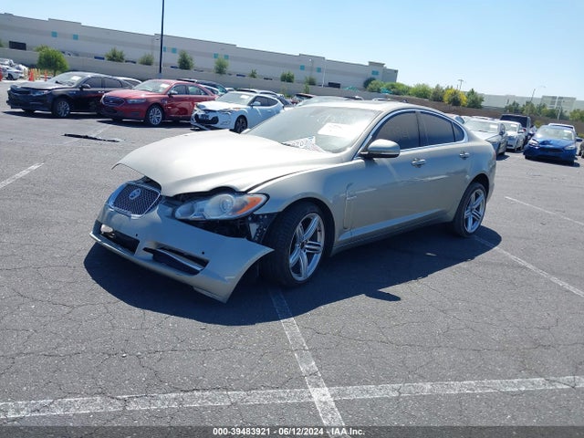2010 JAGUAR XF SAJWA0FA7AHR58127 Photo 1