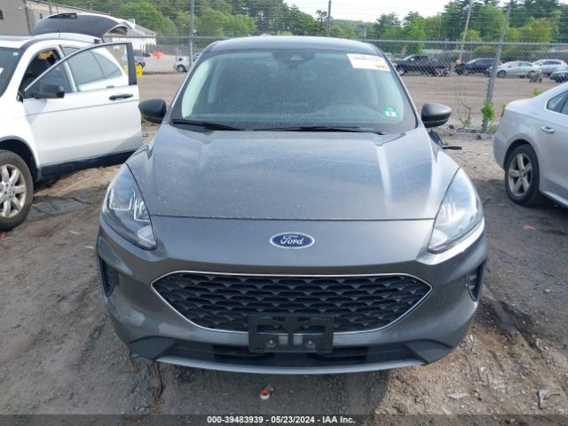1FMCU9G65NUA37539 Ford ESCAPE SE