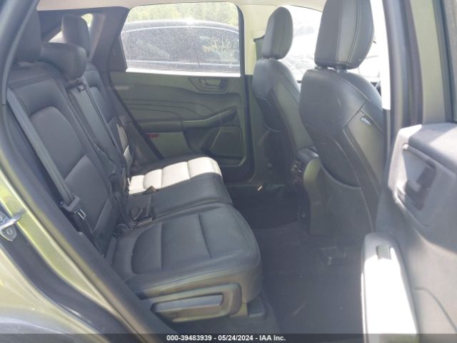 1FMCU9G65NUA37539 Ford ESCAPE SE